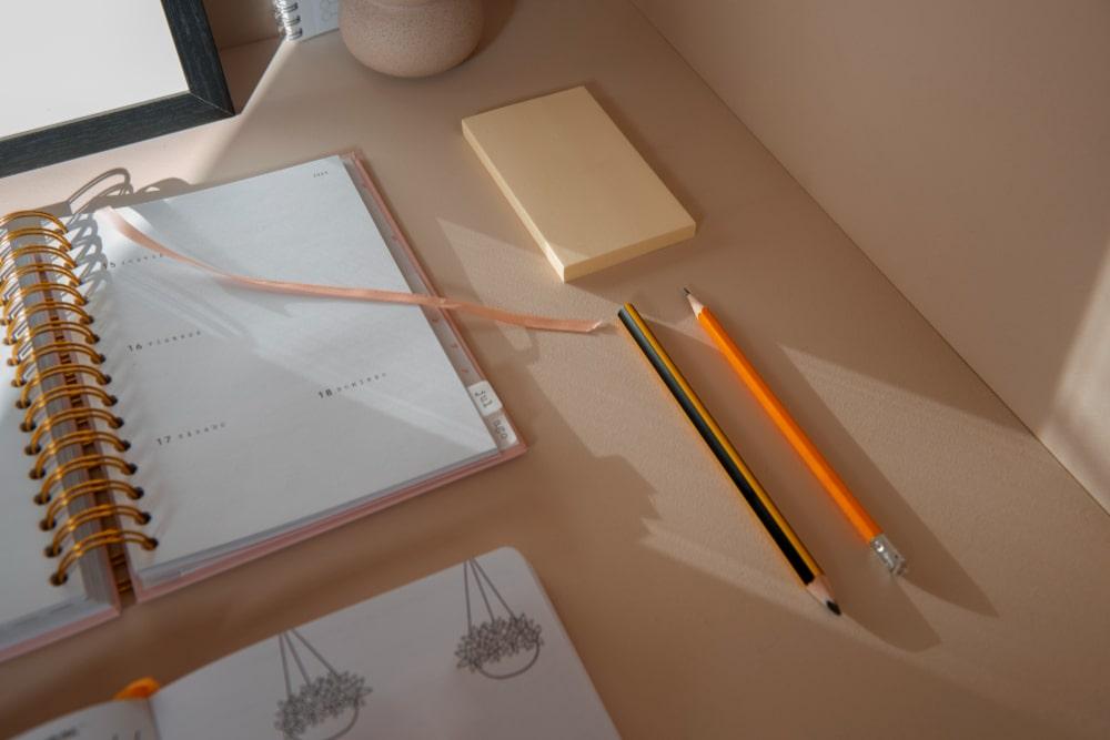 bureau rangé - wazaa